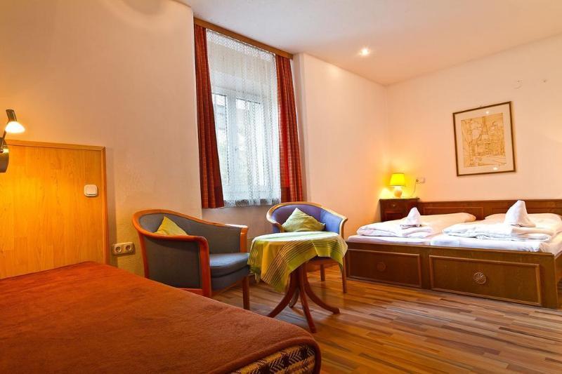 Gisela Hotel